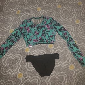 Women's bathing suit